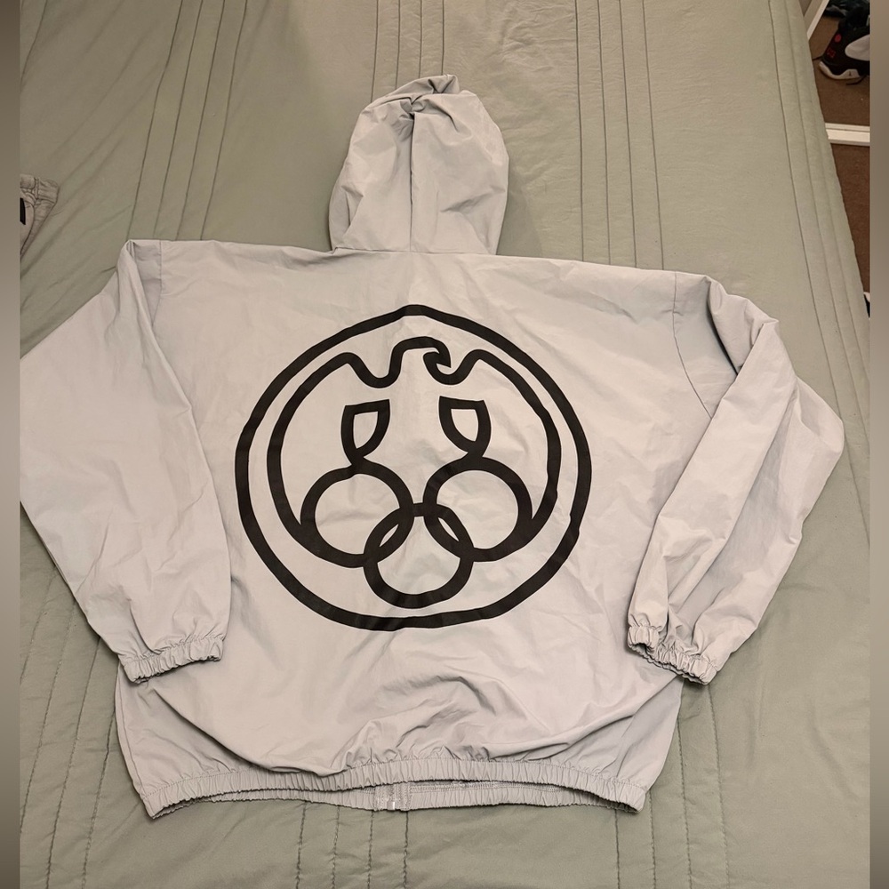 YZY Windbreaker (NEVER WORN, Size 2. Fits L/XL) - Picture 3 of 4